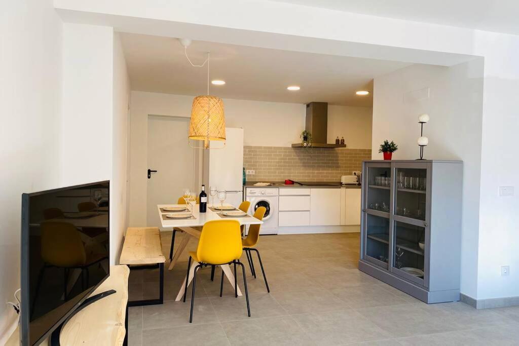 70 M2, Apartamento Cerca De La Playa, Apto Minusvalidos. Росес Екстериор снимка