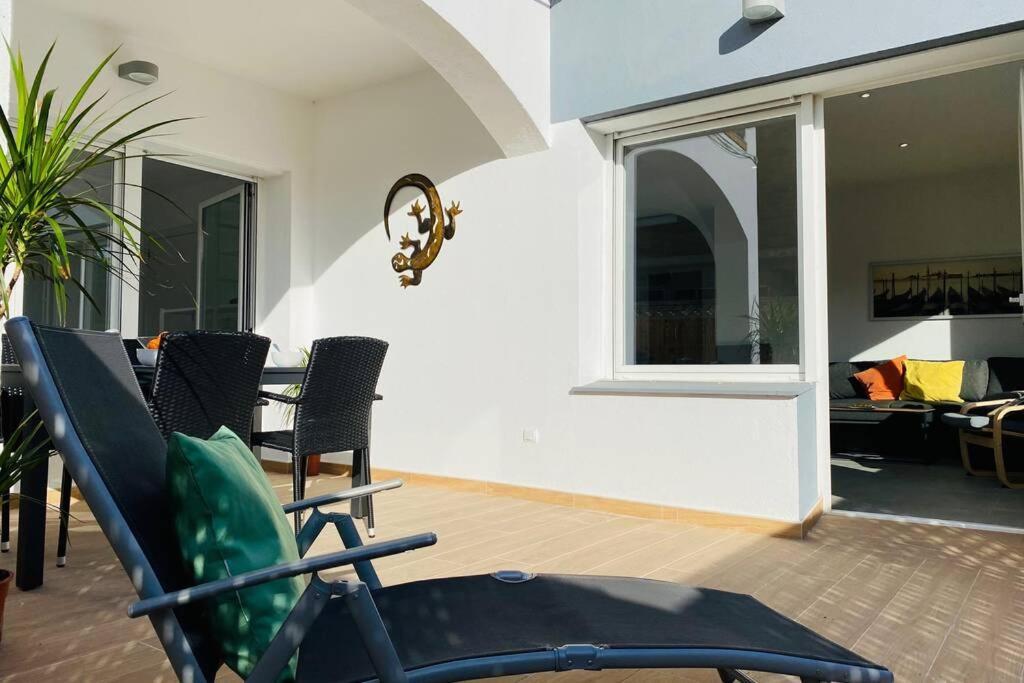70 M2, Apartamento Cerca De La Playa, Apto Minusvalidos. Росес Екстериор снимка